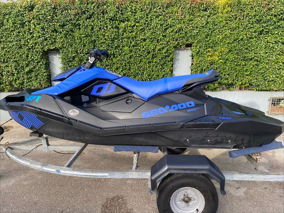 Seadoo Spark 3UP 2023 com apenas 25h