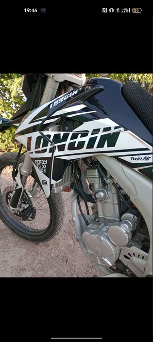 Продам мотоцикл Лонсин лх300 LX300-GY