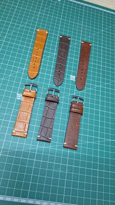 Braceletes de couro para relógios, fazemos vários modelos e medidas!!!