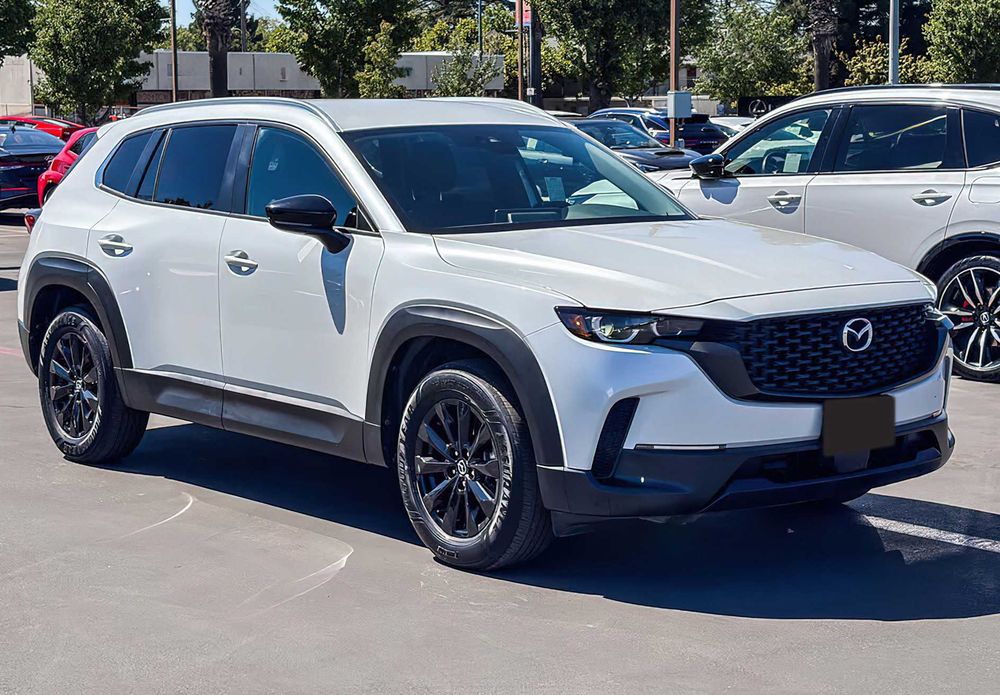 Mazda Cx-50      2024