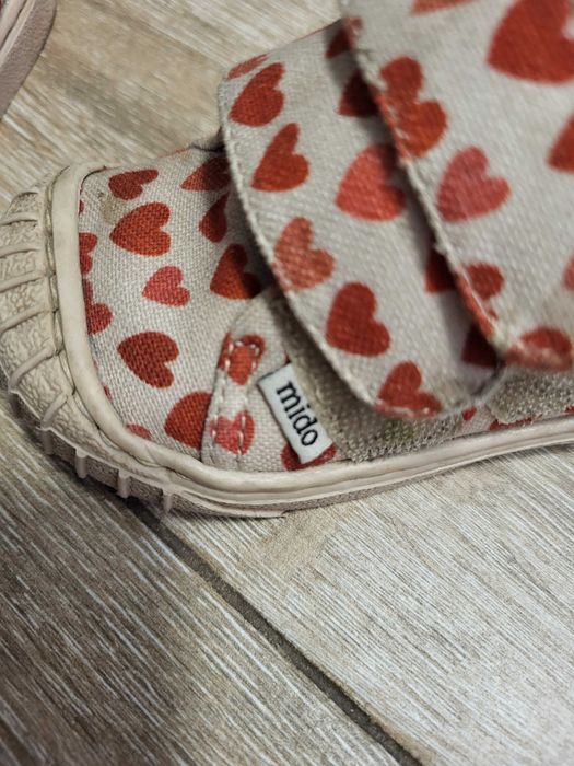 Buty 22 dziewczęce jesienno-wiosenne
