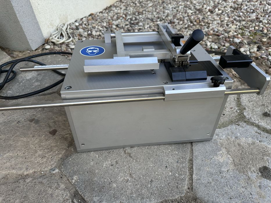 Piła do cięcia przewodów