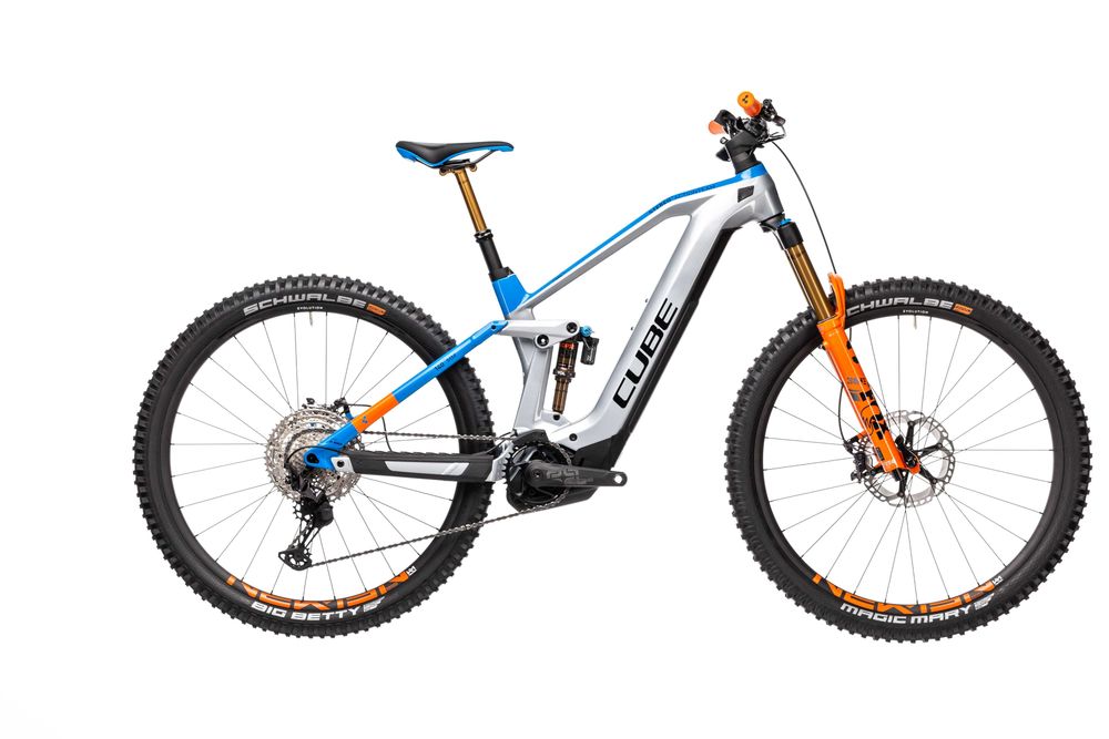 CUBE Stereo Hybrid 140 HPC ACTION TEAM 29 L 20 625