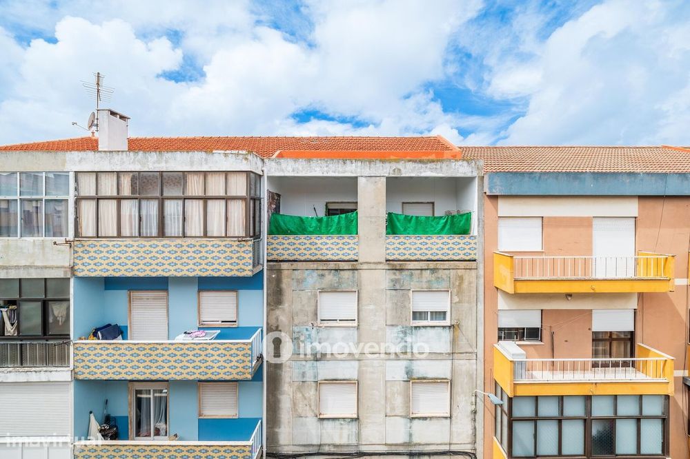 Apartamento T2 no centro do Lavradio