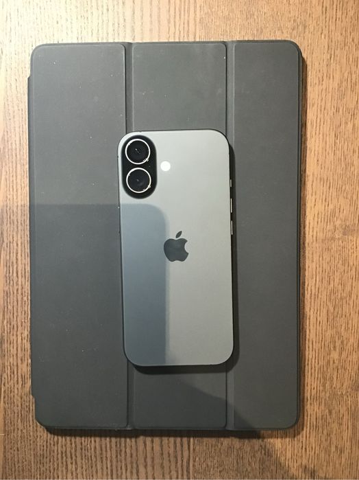 Iphone 17 preto novo