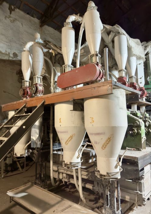 Продам млин АВМ -7