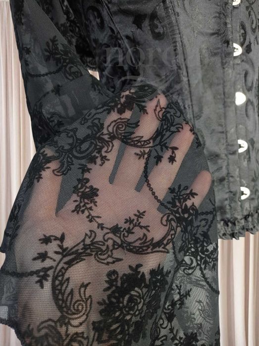 eleganckie zapinane bolerko szerokie rękawy goth alternative