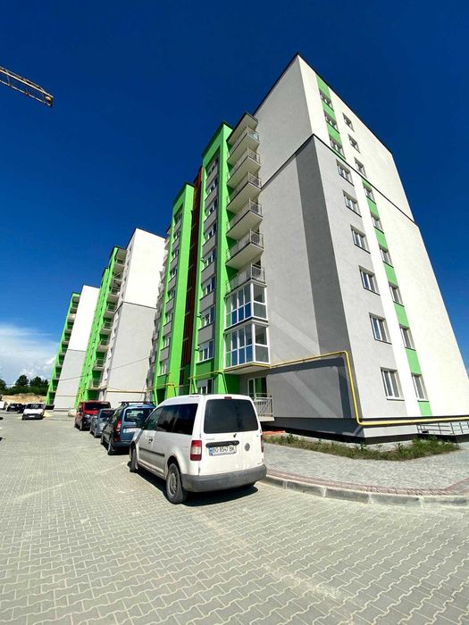 3 кім на Яреми в зданому будинку