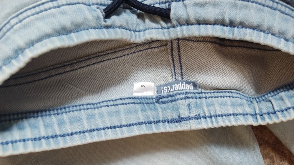 Krótkie spodenki jeansowe chłopięce rozm.158