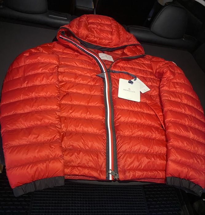 Blusão MONCLER original