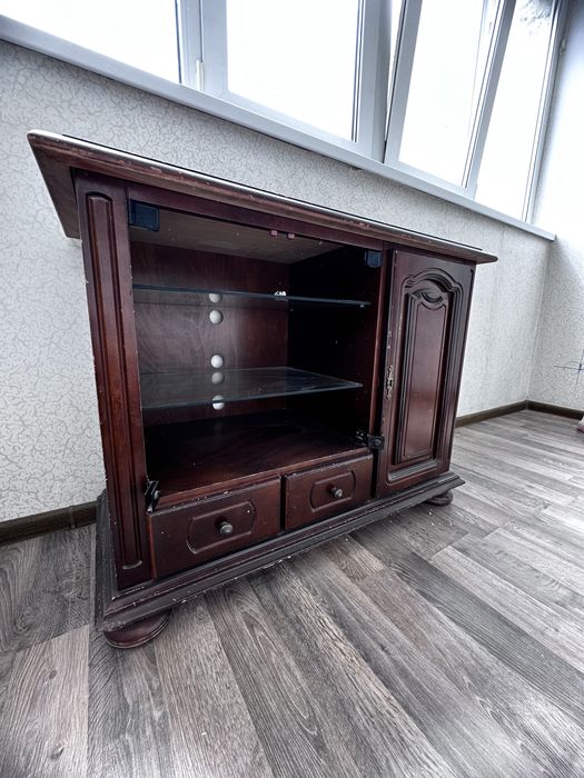 Тумба під телевізор натуральне дерево