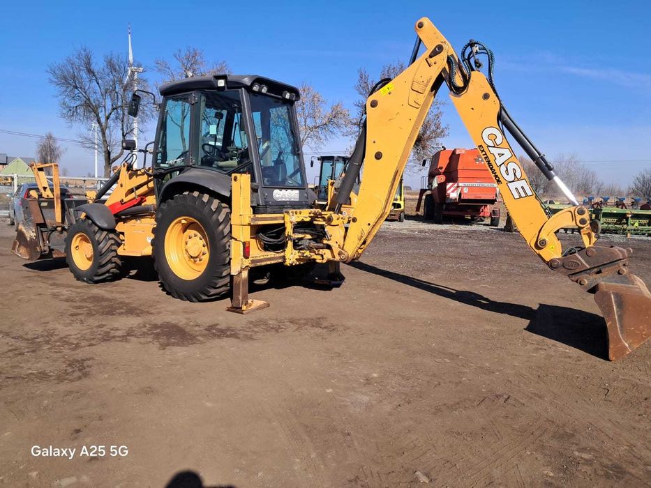 Koparko-ładowarka Case 590 ST (JCB,CAT)