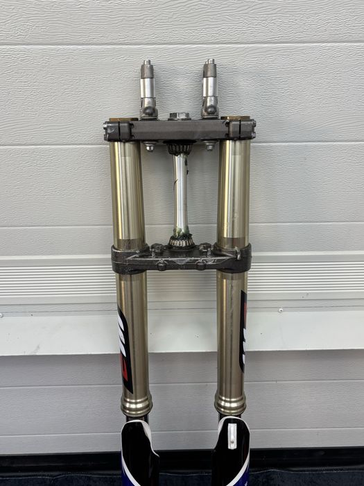 Lagi Zawieszenie Przednie Przód KYB YAMAHA YZF WRF YZ 450 / 250 / 125