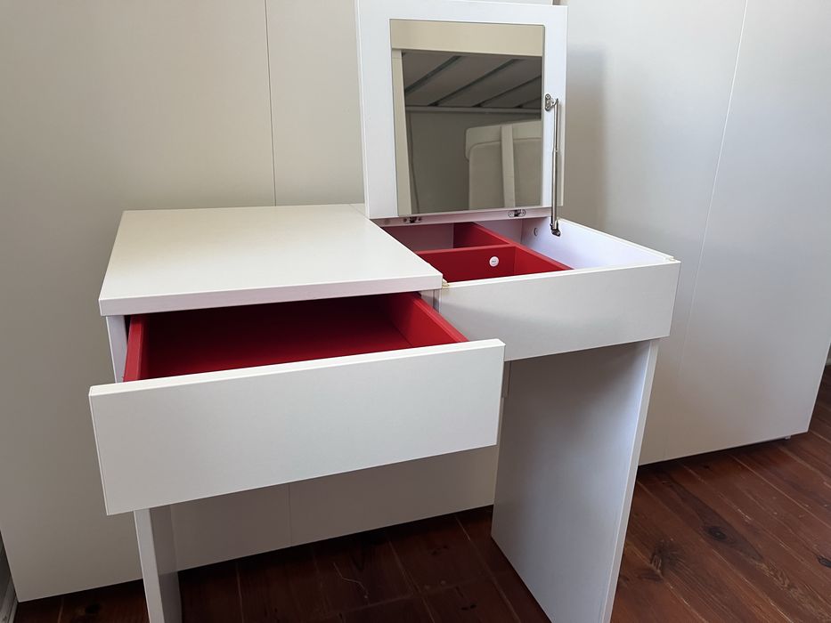 Toucador brimnes  ikea 40*72
