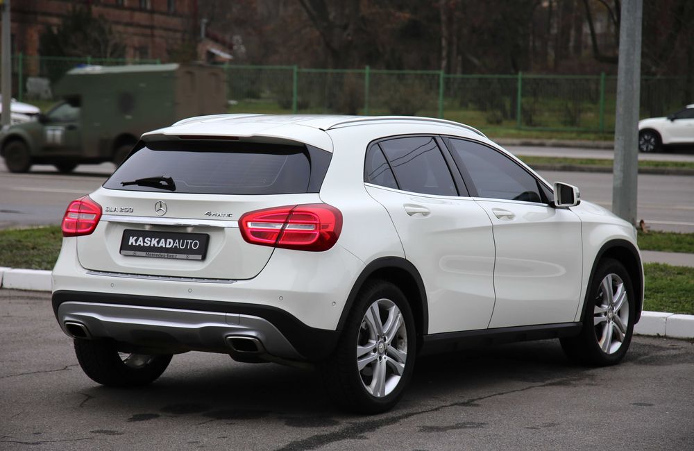 Mercedes-Benz GLA