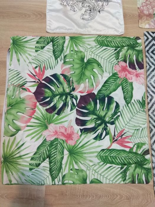 4 Ozdobne poszewki na poduszki