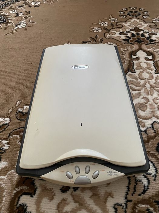 Сканер Mustek 2400TA plus
