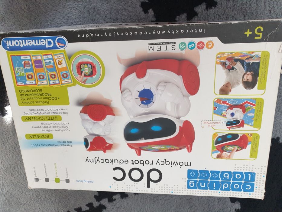 Doc mówiący robot edukacyjny