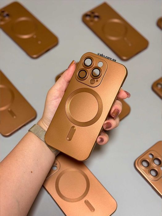 Золотий Бронзовий силіконовий чохол MagSafe протиударний лінзи iPhone