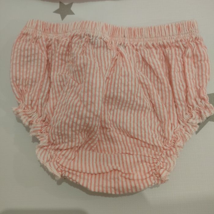 Vestido e calção - In Extenso.