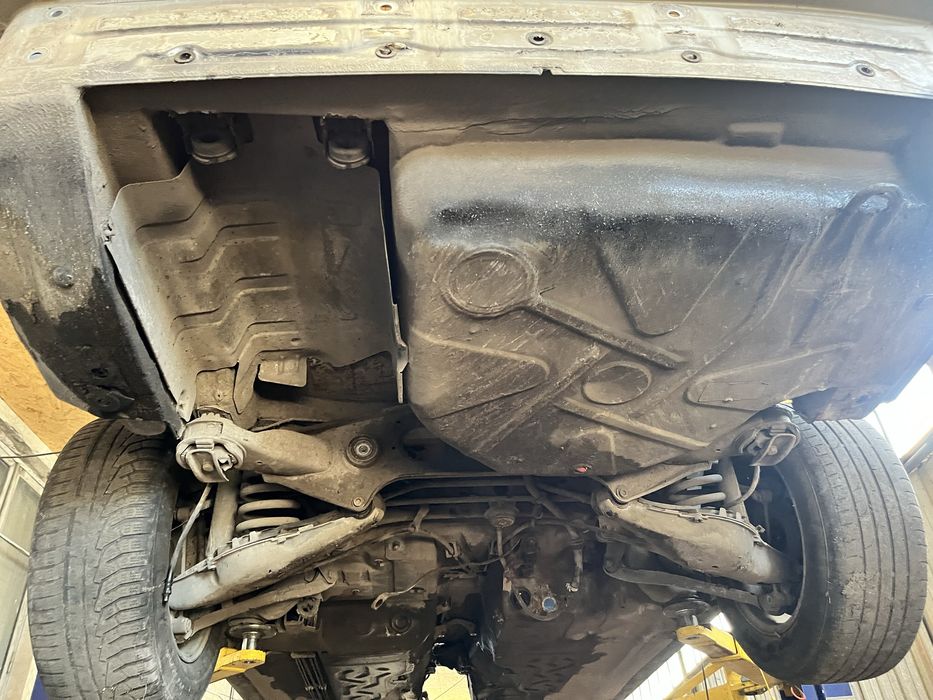 Продам кузов на ходовой mercedes w 140