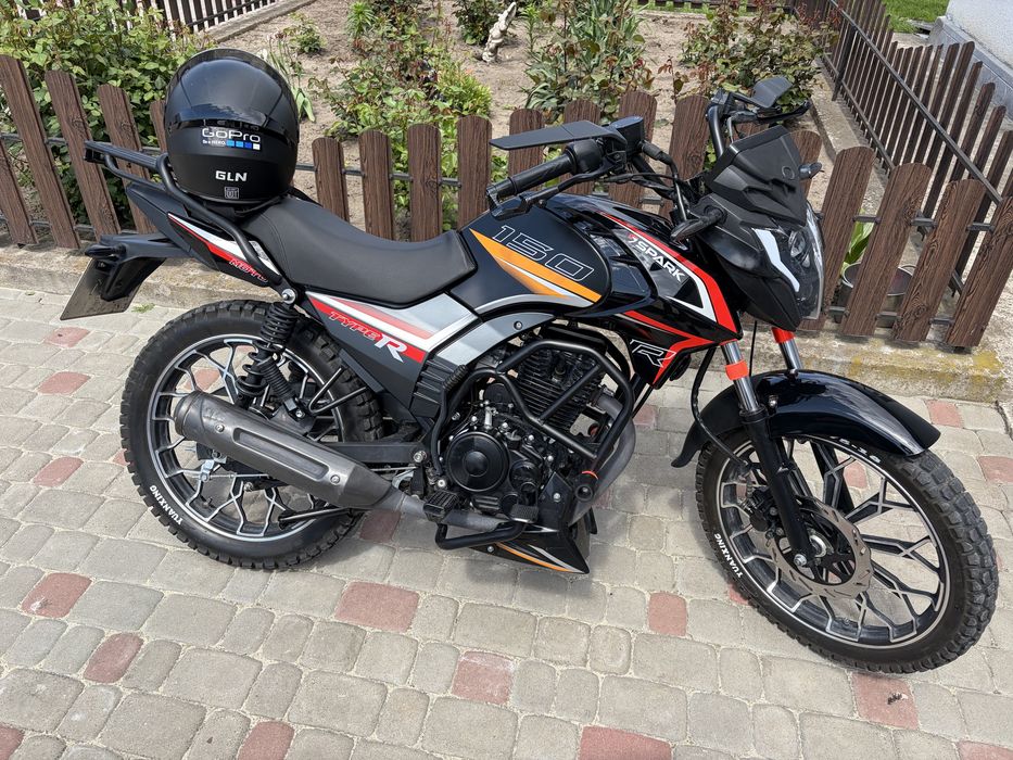 Продам мотоцикл спарк сп150р 12s
