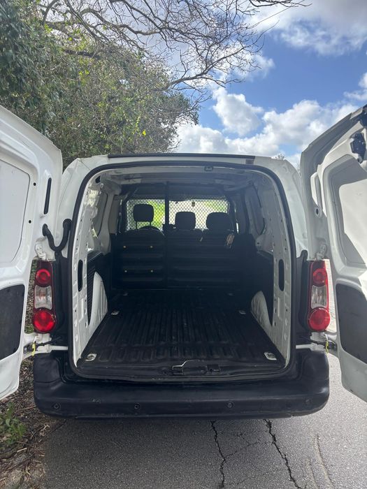 Peugeot Partner 1.6 HDI 3 Lugares longa