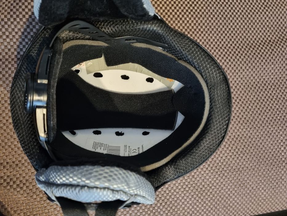Kask narciarski dziecięcy WANABEE