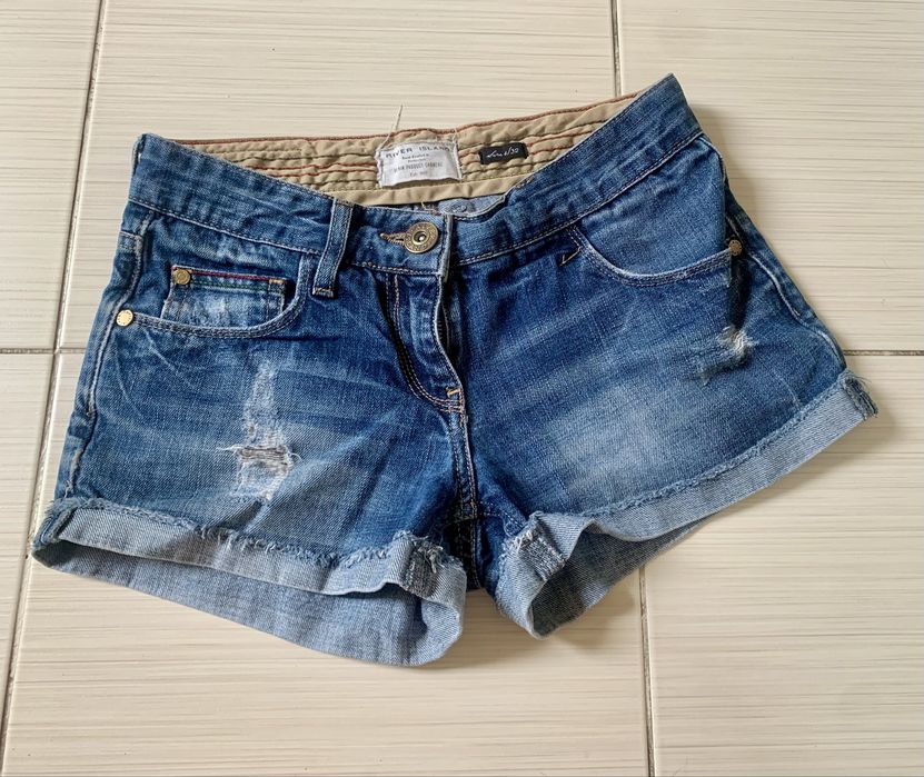 Krótkie spodenki dżinsowe rozm. 32 (XS) ok. 158 cm od River Island