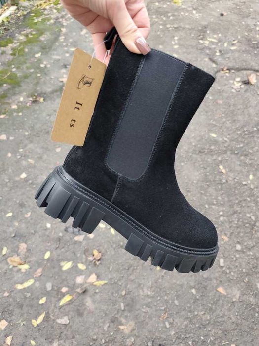 Натуральна замша/натуральне хутро. Класні черевики/челсі.Зима!