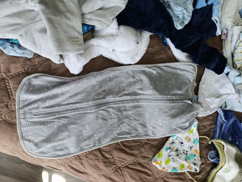 Величезний пакет одягу на малюка від 0-6 місяців