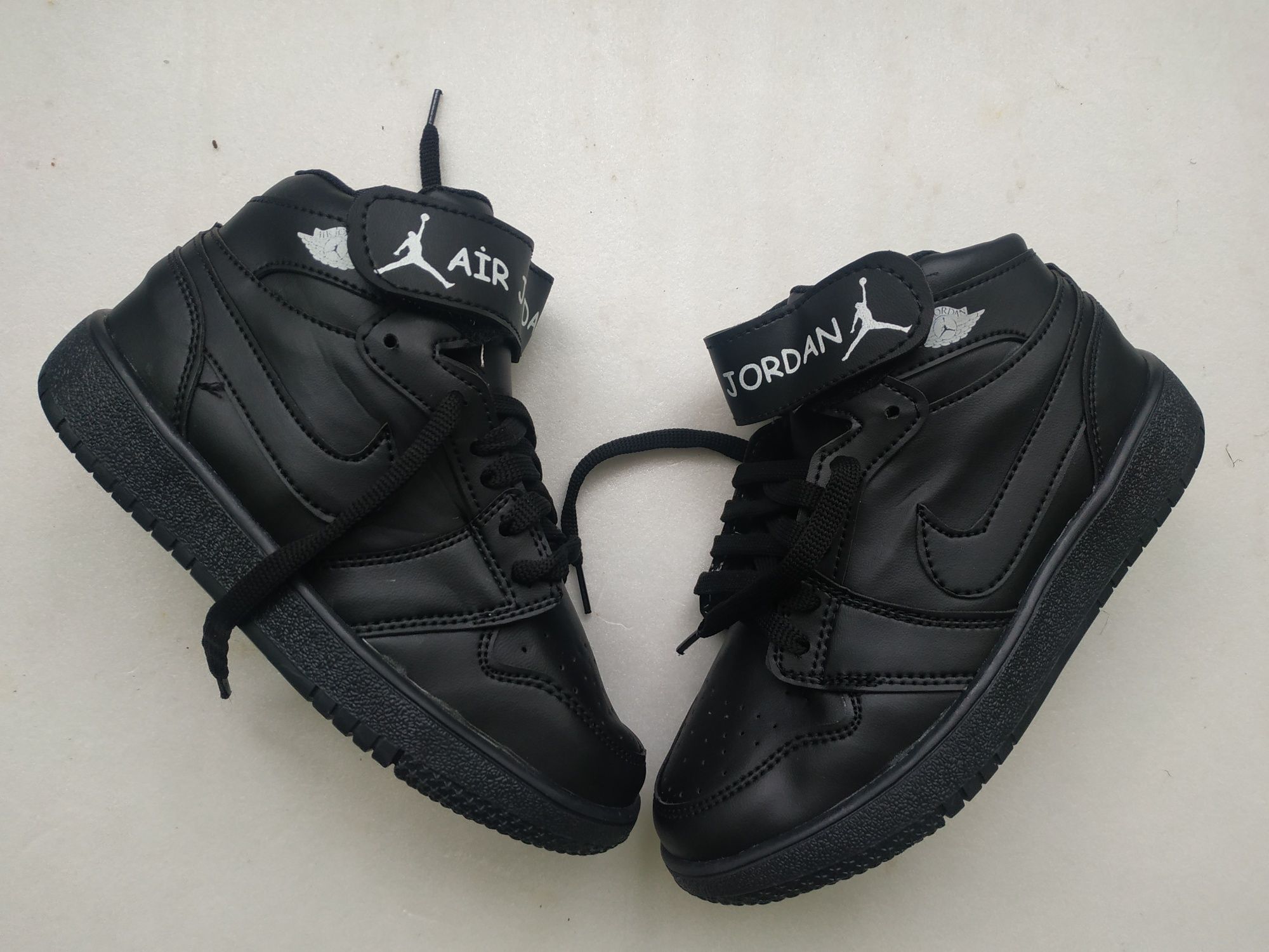 Nike Air force Air Jordan 450 Olx