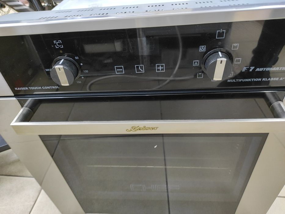 Продам духову шафу електричну KAISER EH6920