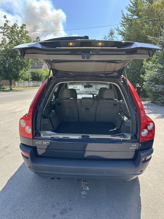 Продам VOLVO XC90