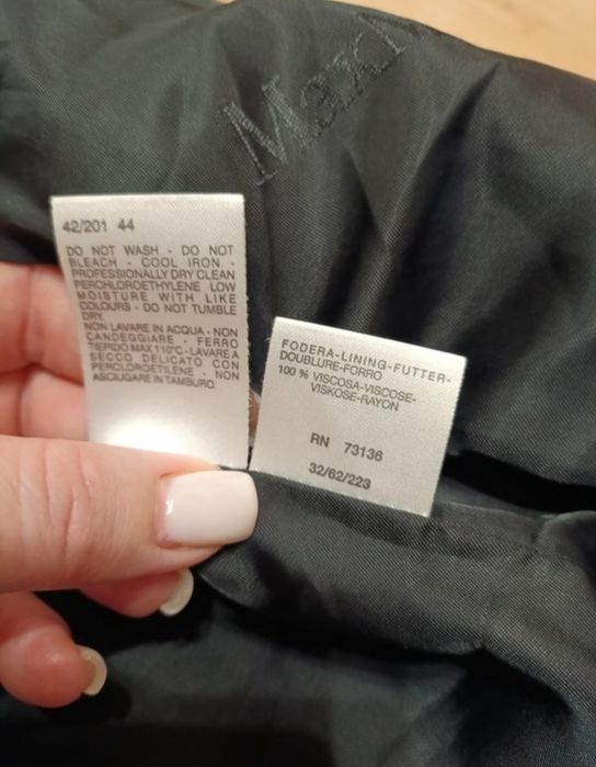 Демі пальто Max Mara, чорне,50-52 р