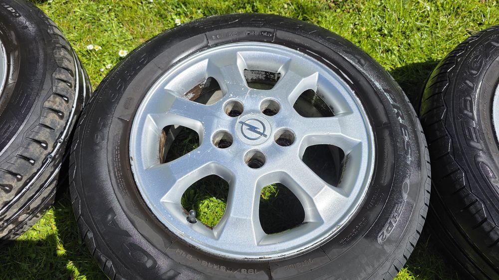 Felgi i opony Opel Zafira A
