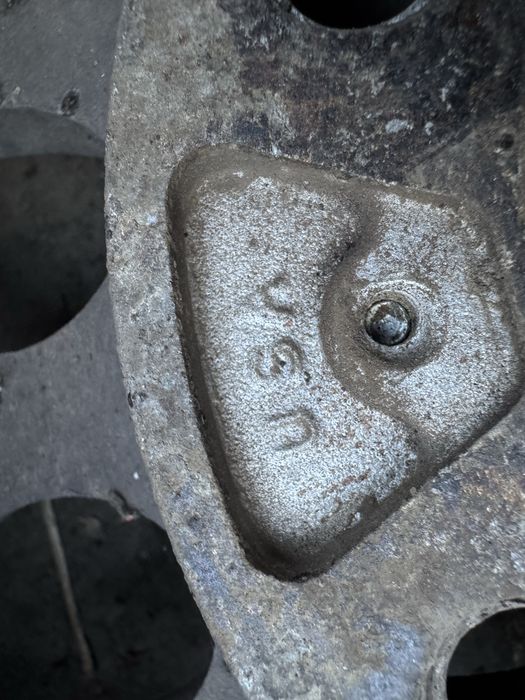 Диски, колеса для позашляховика 6/139.7 R16