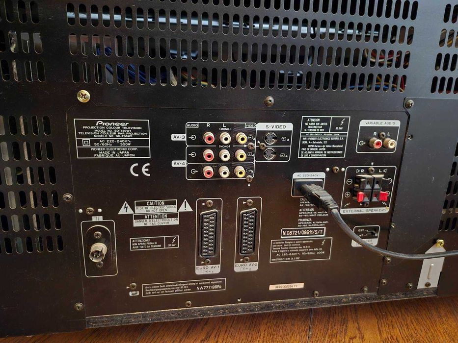 Ретро-телевизор Pioneer SD-T50W1  проекционный .