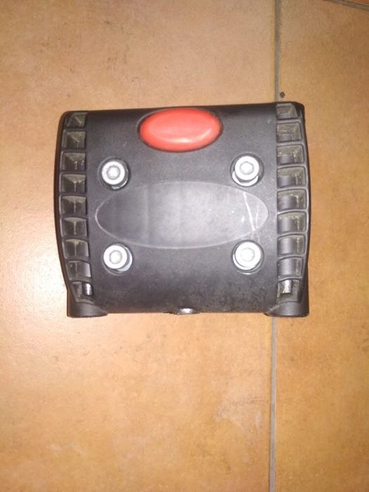 Cadeira de crianca para a bicicleta polisport