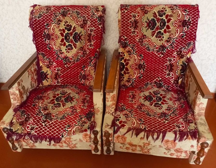 Продам кровать, шкаф, диван,кресла