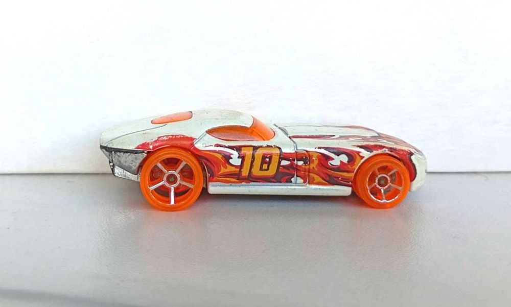 Hot Wheels - Fast FeLion, 2013 - Multipack Exclusive.