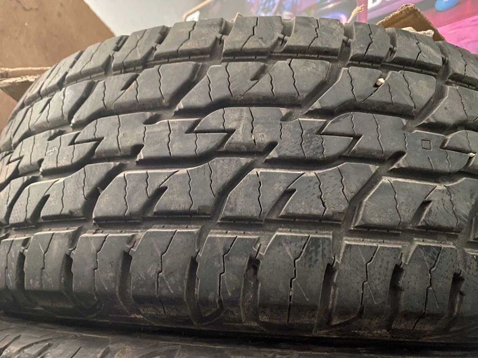 Комплект всесезонних шин Cooper Discoverer ATT 225/60 R17 103H (б/у)
