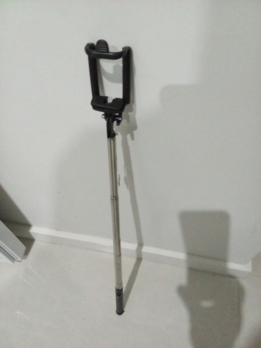STICK SELFI EXTENSIVO de TELEMÓVEL ou Máquina Fotos. Novo