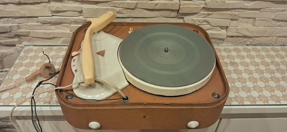 Adapter gramofon zabytkowy w ge 56