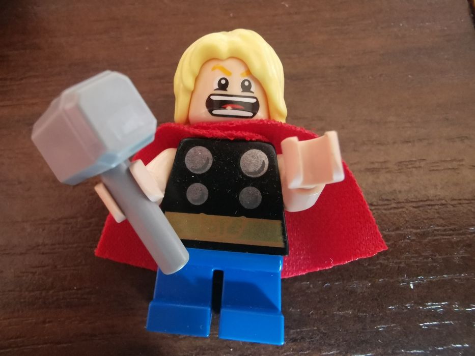 lego super heroes Thor