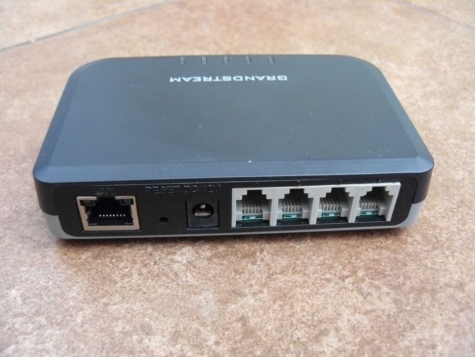 bramka Grandstream HT704