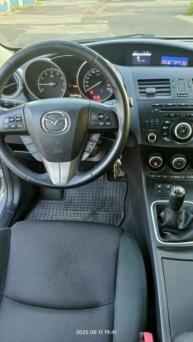Mazda 3 2.0 benzyna 2012 rok Exclusive Line