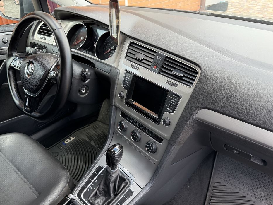 Volkswagen Golf 2.0tdi