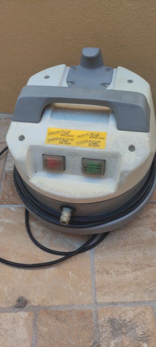 Aspirador de pó e líquidos