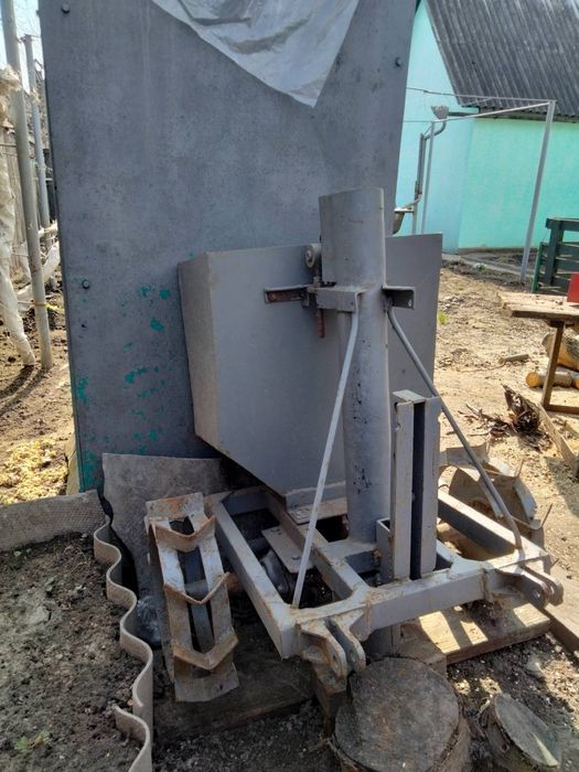 Картоплесажалка саморобна